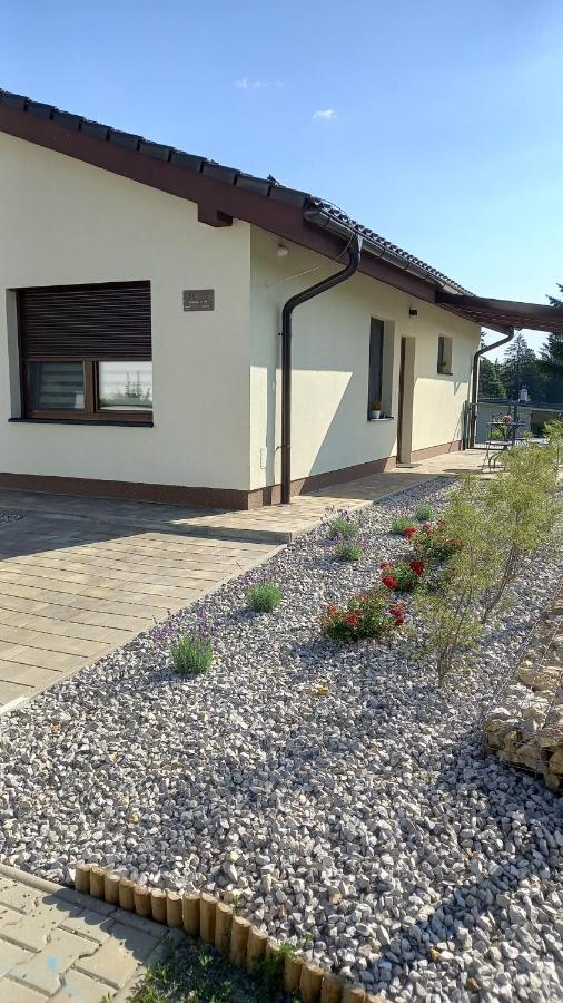 Spa Apartman Kovacova Exterior foto